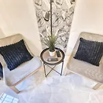 Tiber Apartment In Trastevere